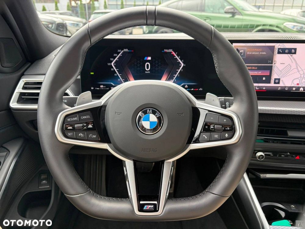 BMW Seria 3 330i xDrive M Sport sport - 19