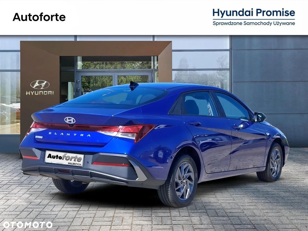 Hyundai Elantra 1.6 Modern - 5
