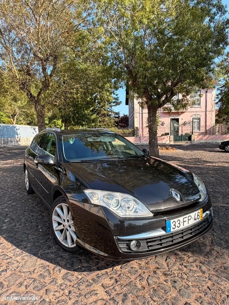 Renault Laguna Break 2.0 dCi Dynamique S - 2