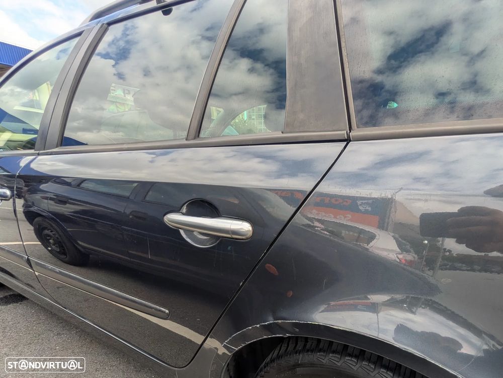 Renault Laguna Break 2.0 dCi SE Excl Dynamique - 9