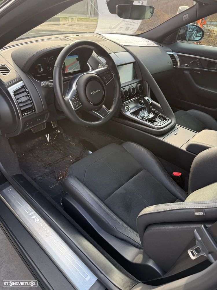 Jaguar F-Type 2.0 i4 R-Dynamic Black - 8