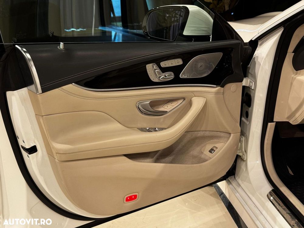 Mercedes-Benz AMG GT 4-door Coupe - 27