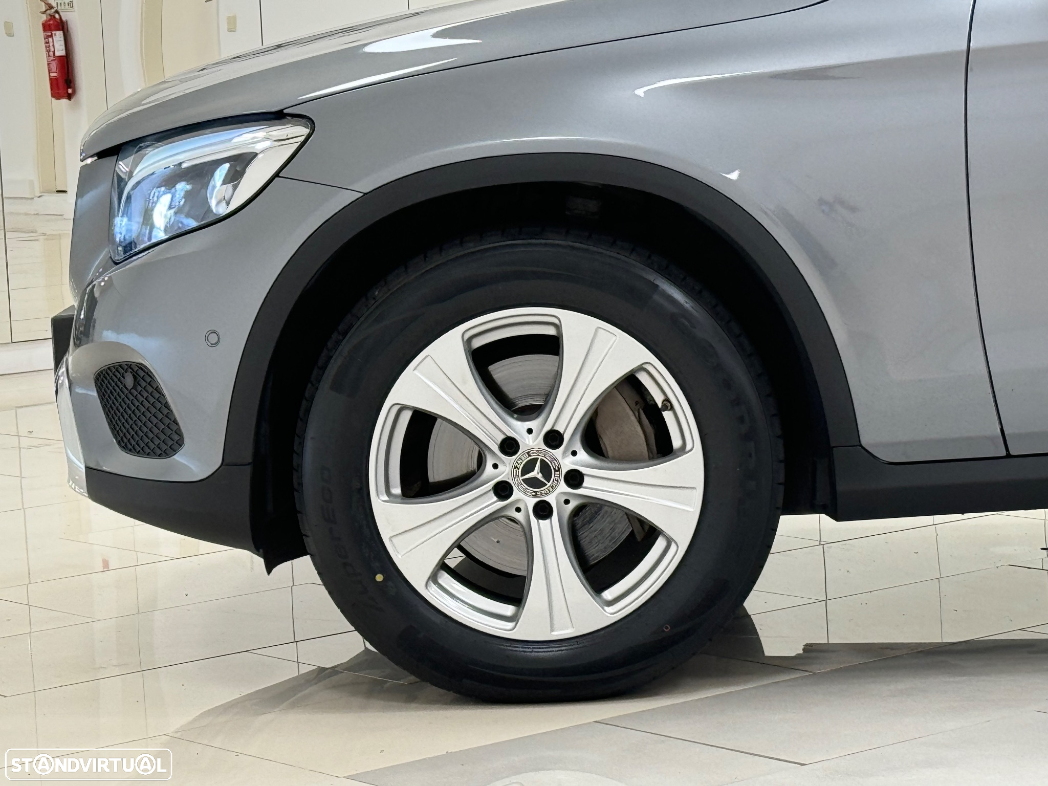Mercedes-Benz GLC 220 - 9