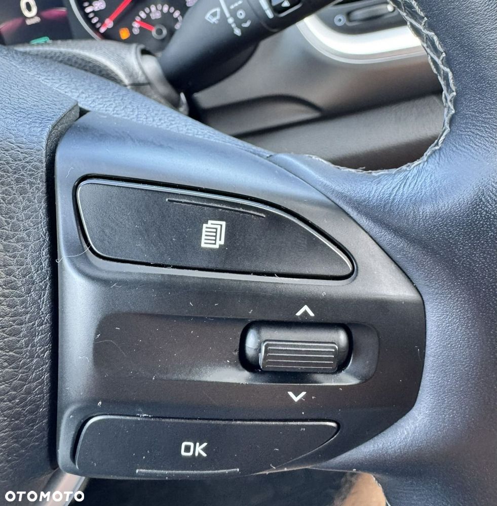 Kia Stonic - 17