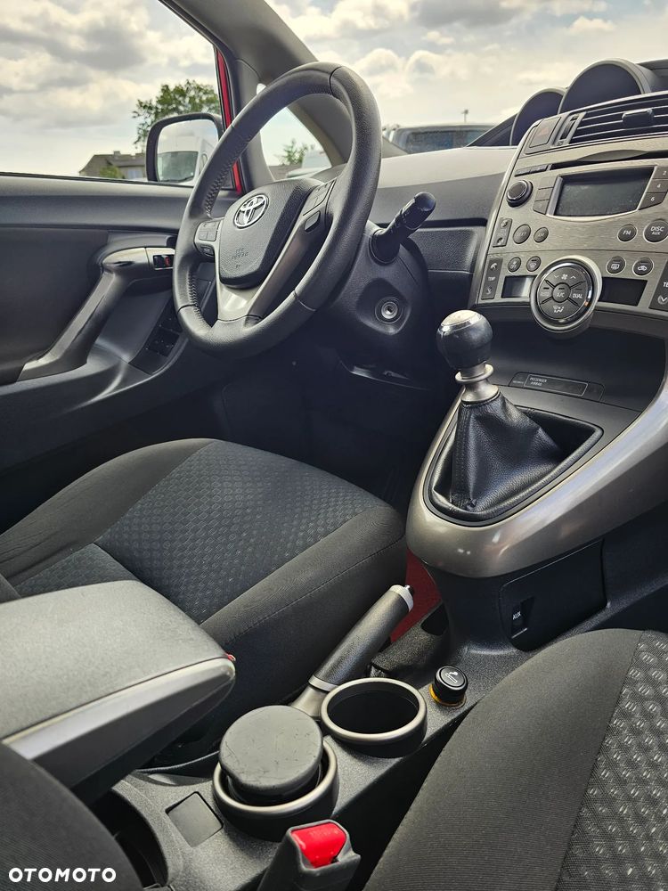 Toyota Verso 2.0 D-4D Executive - 13