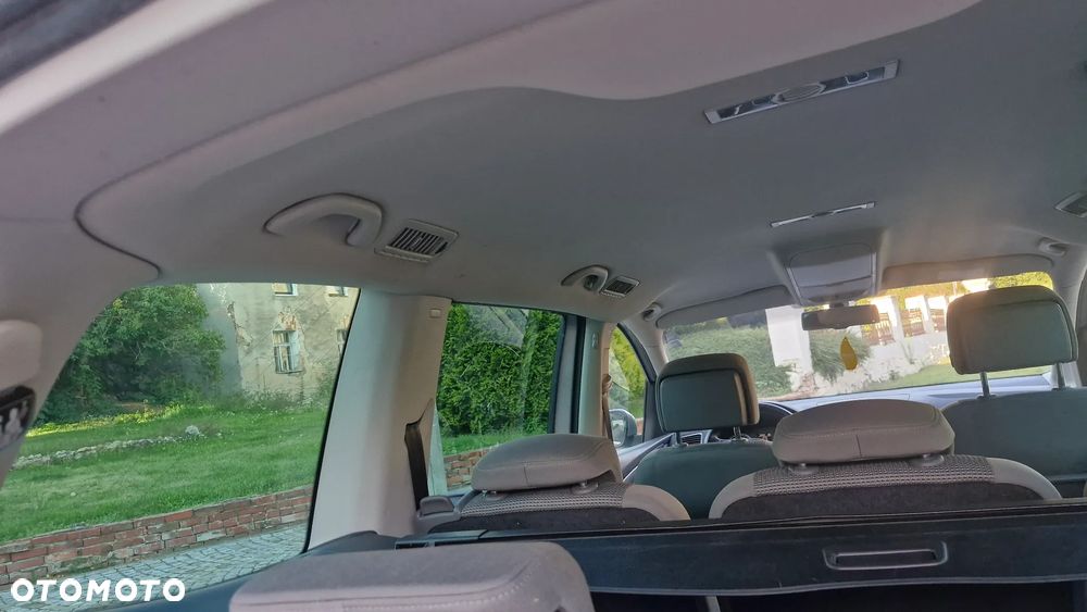 Volkswagen Sharan 2.0 TDI 4Motion BlueMotion Technology Highline - 16