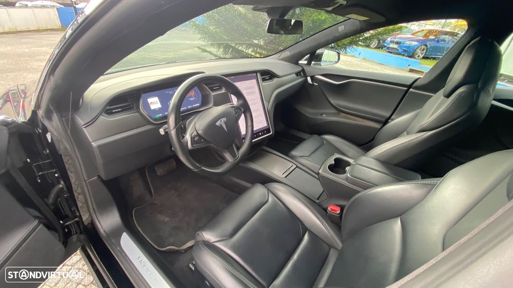 Tesla Model S 75D - 23