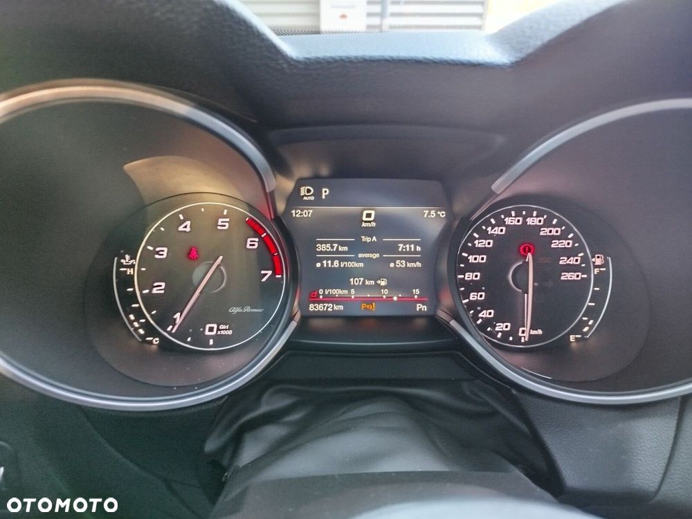 Alfa Romeo Stelvio 2.0 Turbo Sprint Q4 - 25