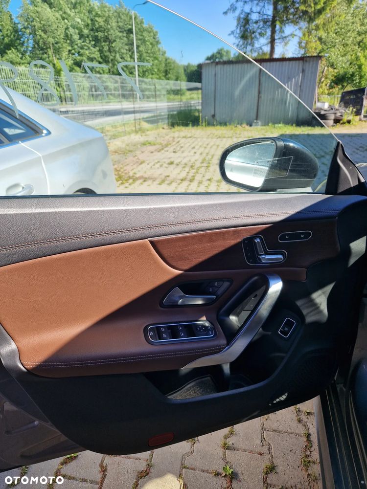 Mercedes-Benz CLA 250 4Matic 7G-DCT AMG Line - 7