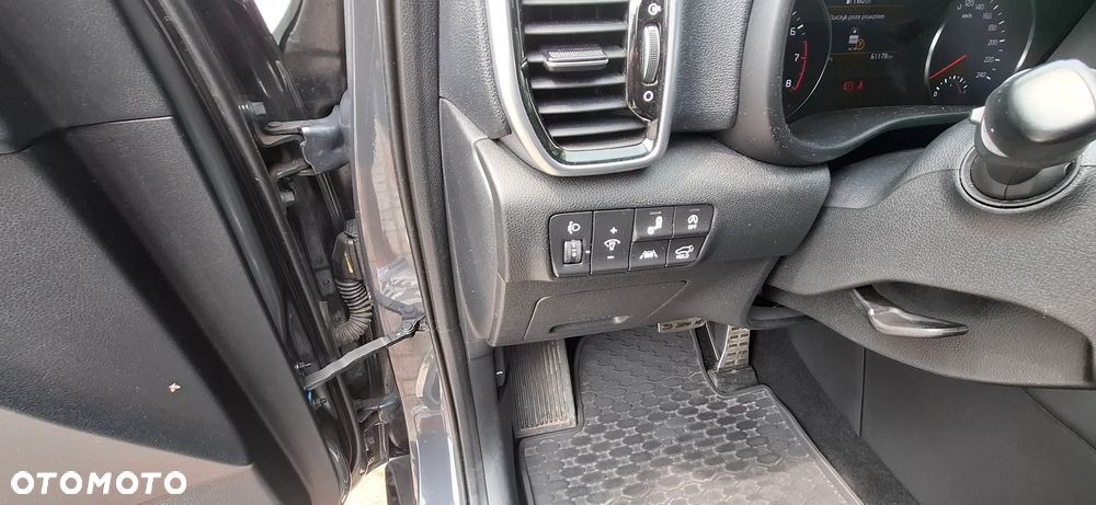 Kia Sportage 1.6 T-GDI GT Line 4WD DCT - 11