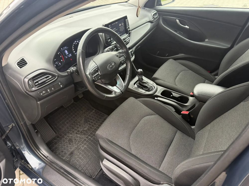 Hyundai i30 1.5 T-GDI 48V Comfort DCT - 27