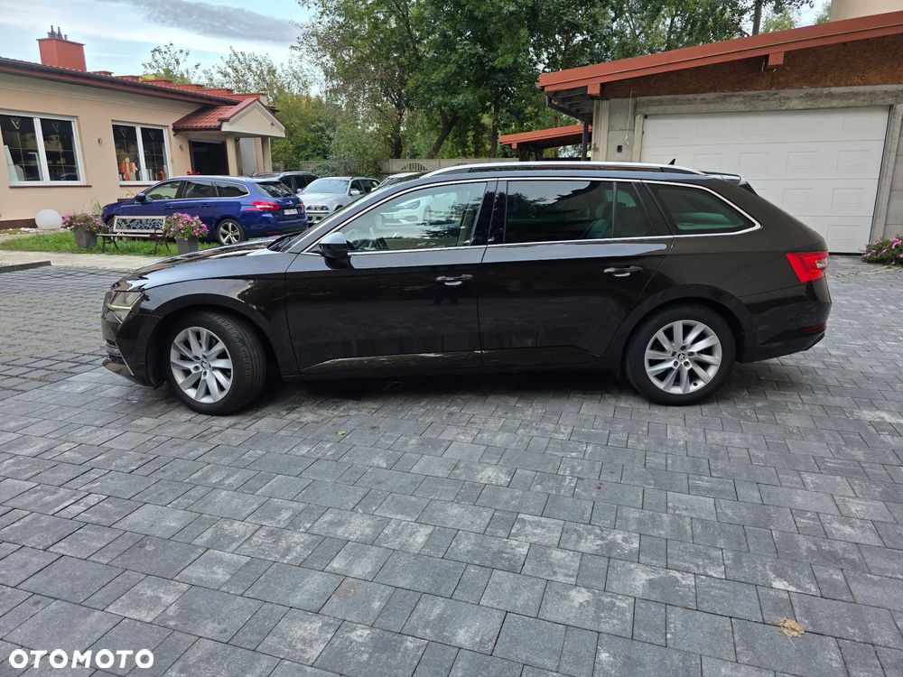 Skoda Superb 1.4 TSI Plug-In Hybrid Style DSG - 9