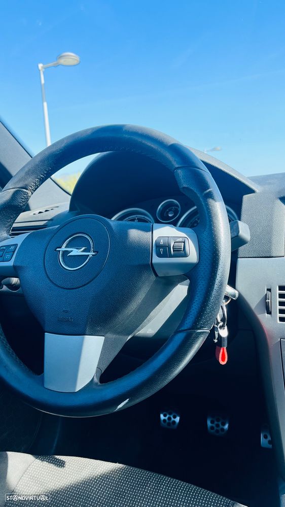 Opel Astra GTC 1.3 CDTI - 9