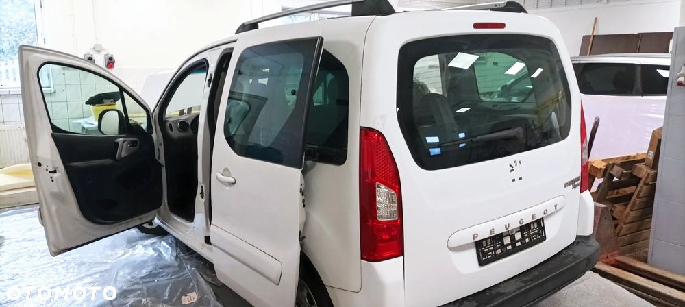Peugeot Partner - 13