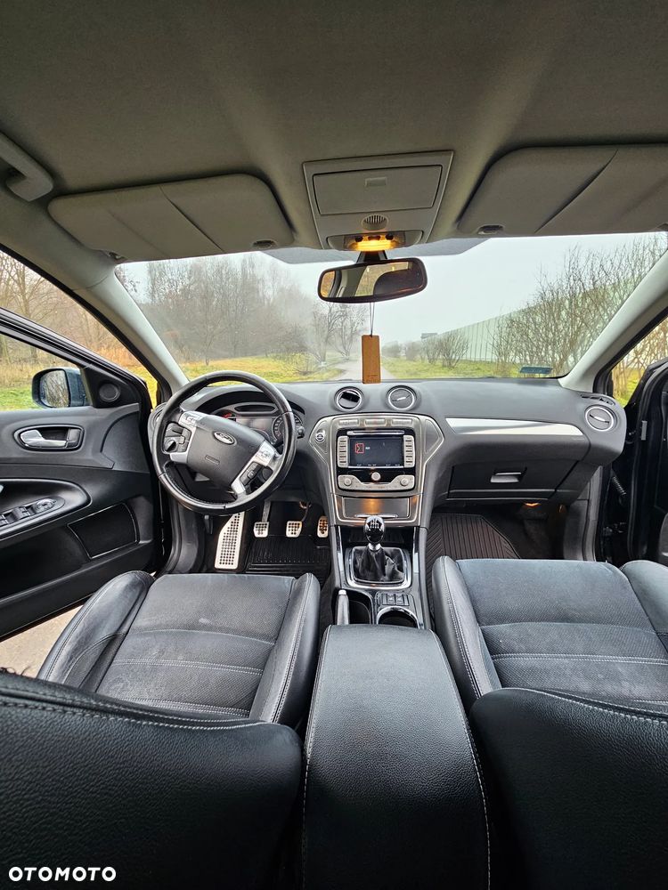Ford Mondeo 2.5 Titanium S - 18