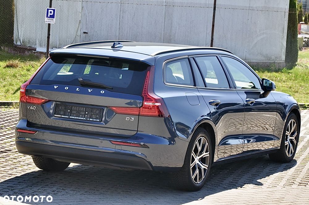 Volvo V60 B3 B Essential - 8