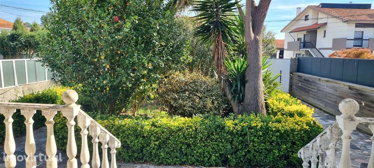 Moradia T3 Independente a 2 min da Praia - Grande imagem: 5/41