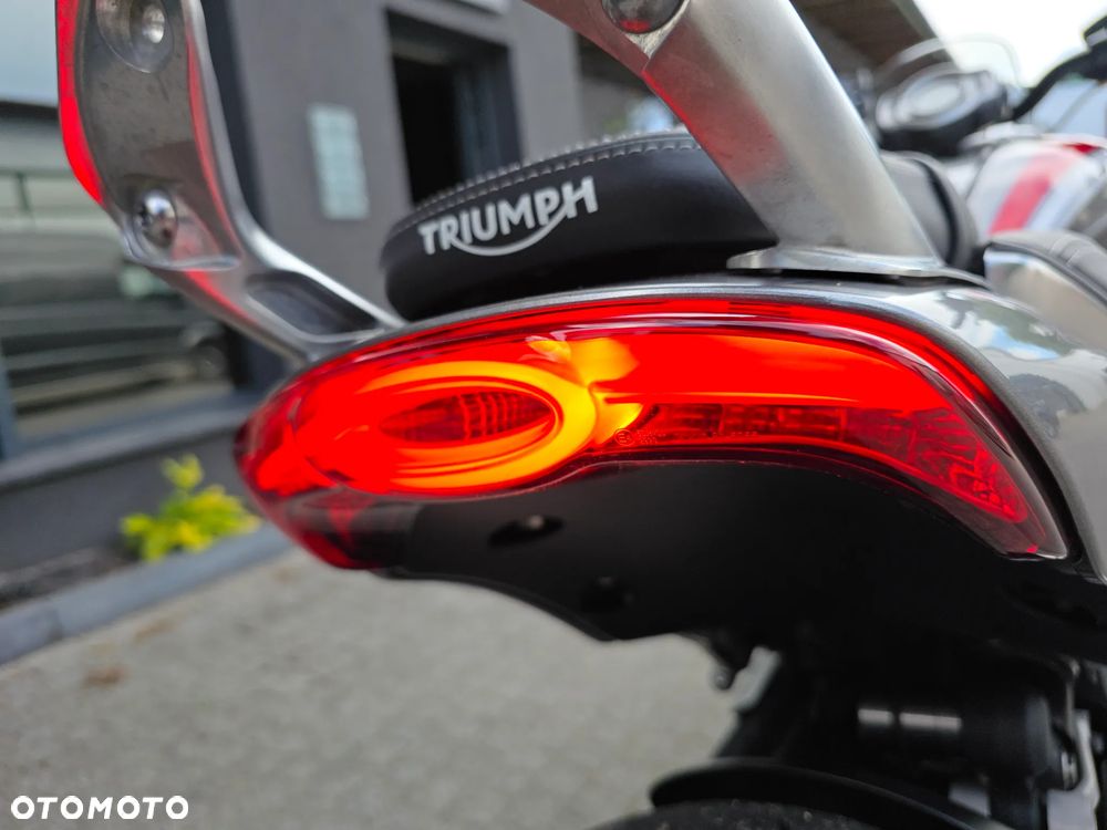 Triumph Rocket - 14