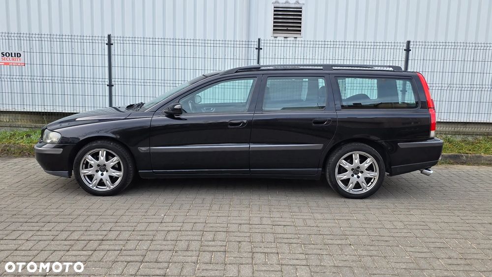 Volvo V70 2.5T Black Edition - 6