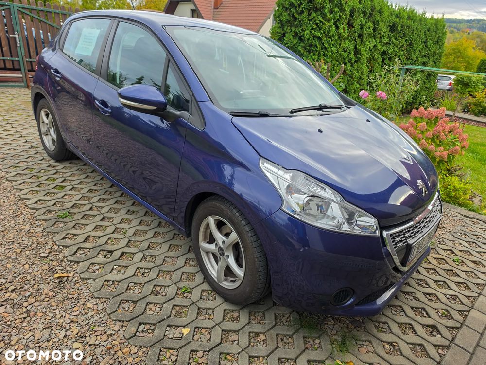 Peugeot 208 - 7