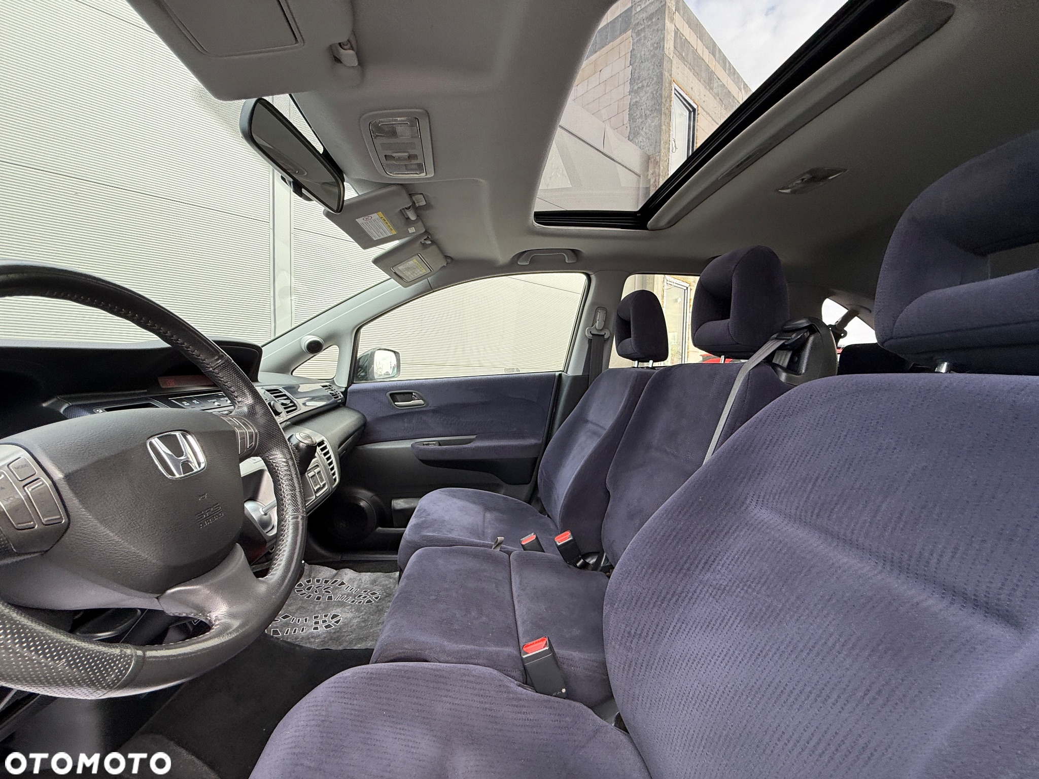 Honda FR-V 1.8 Executive - 7