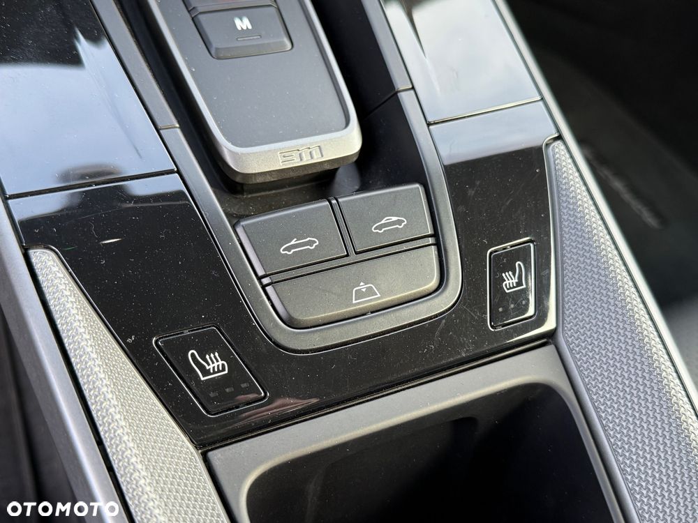 Porsche 911 Carrera PDK - 24