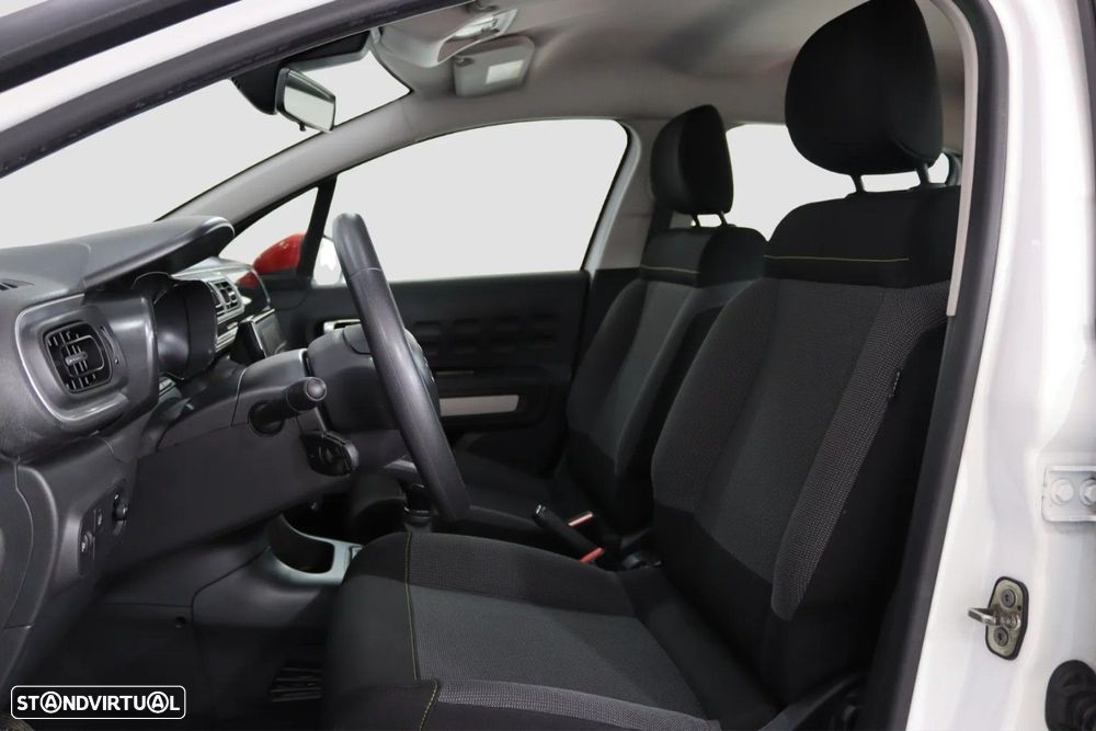 Citroën C3 1.2 PureTech Shine — fotografia 11