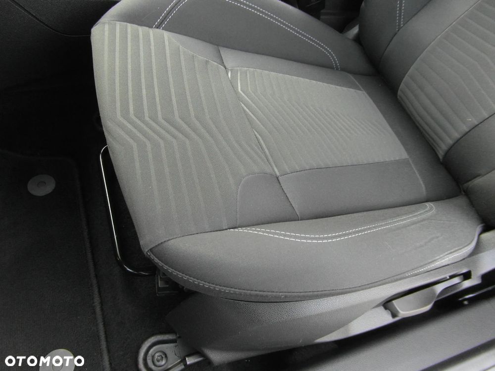 Ford Fiesta 1.6 Ti-VCT Titanium - 17