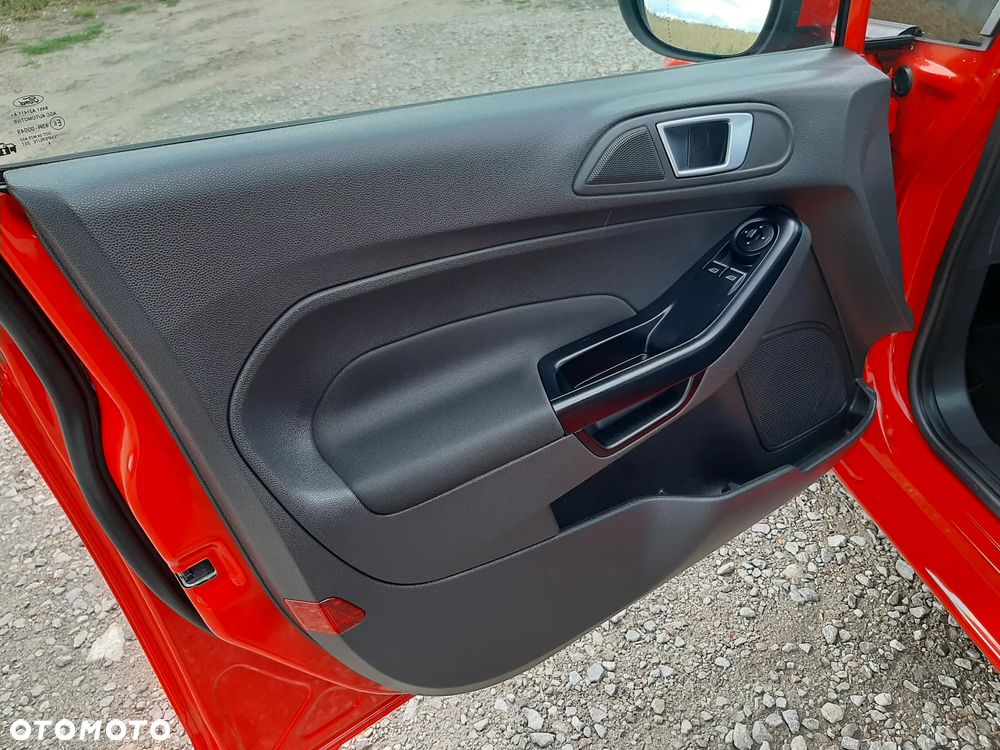 Ford Fiesta 1.6 TDCi DPF Trend - 30