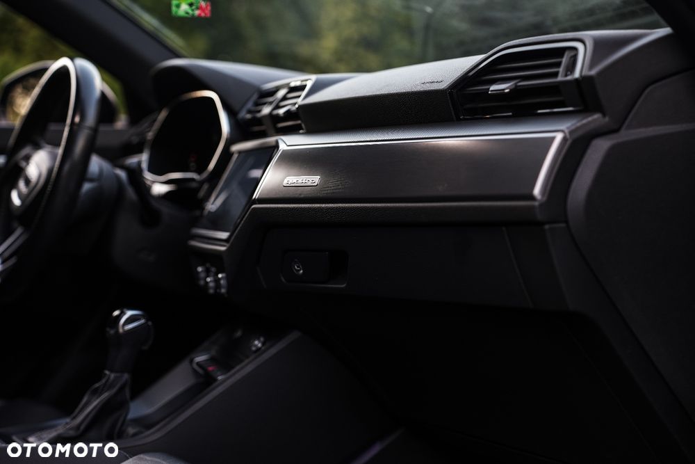 Audi Q3 45 TFSI Quattro S Line S tronic - 23