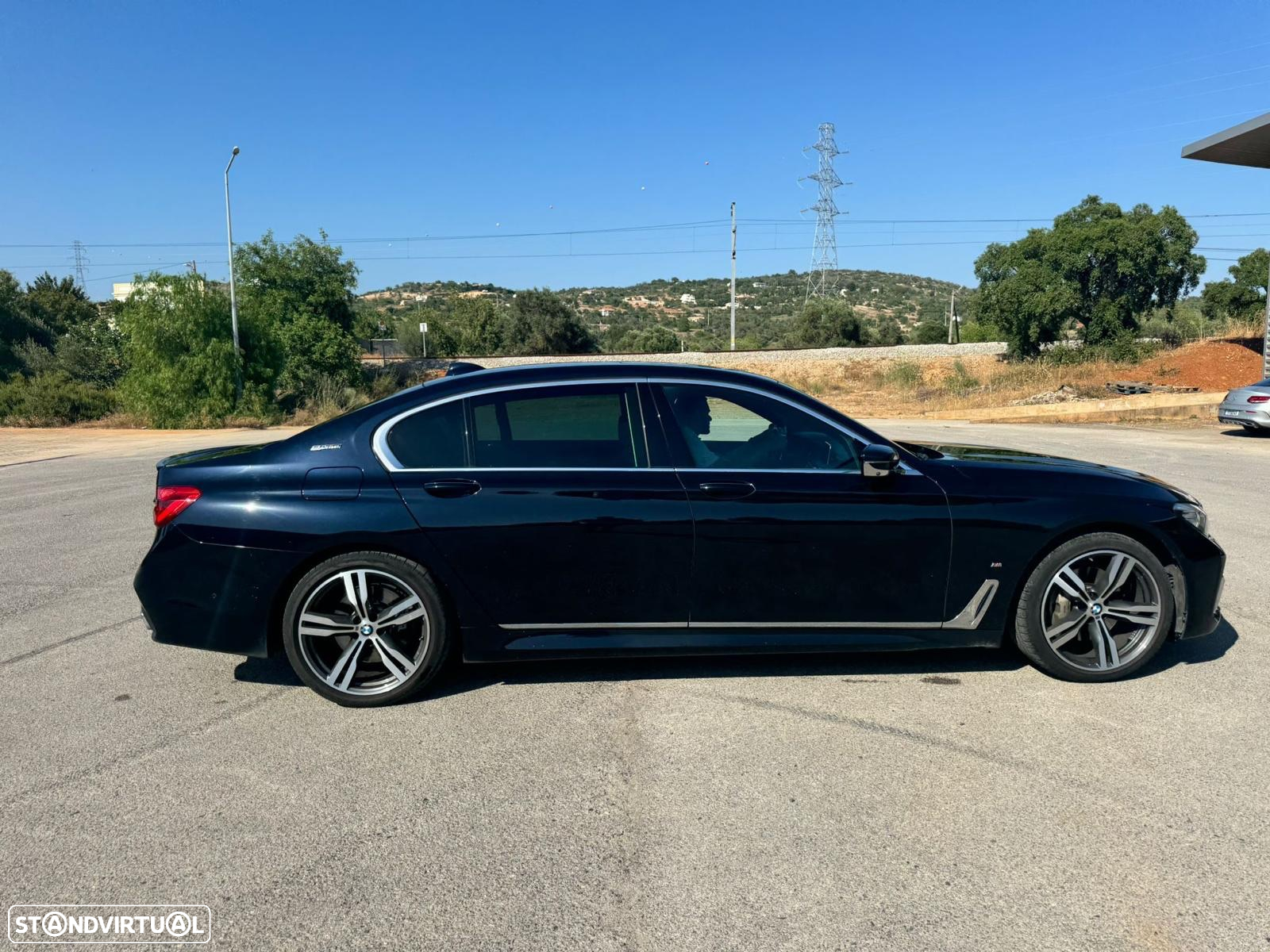 BMW 740 Le xDrive iPerformance Pack M - 8