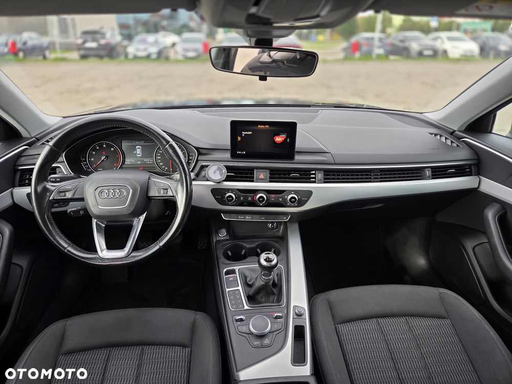 Audi A4 Avant - 11