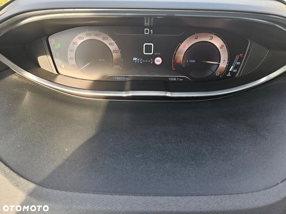 Peugeot 5008 BlueHDi 180 EAT8 GT Pack - 13