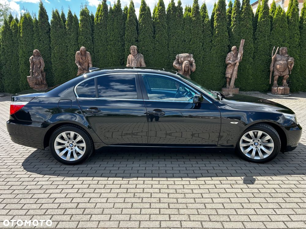 BMW Seria 5 523i Edition Lifestyle - 10