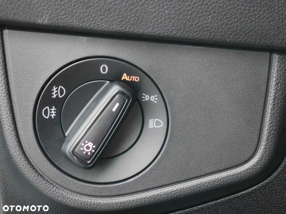 Volkswagen Polo 1.0 TSI R-Line DSG - 22