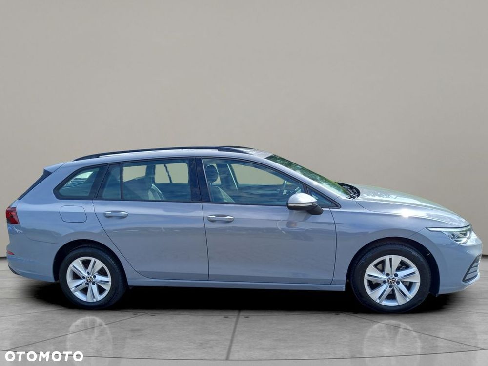 Volkswagen Golf - 5