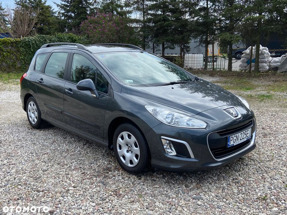 Peugeot 308 - 1