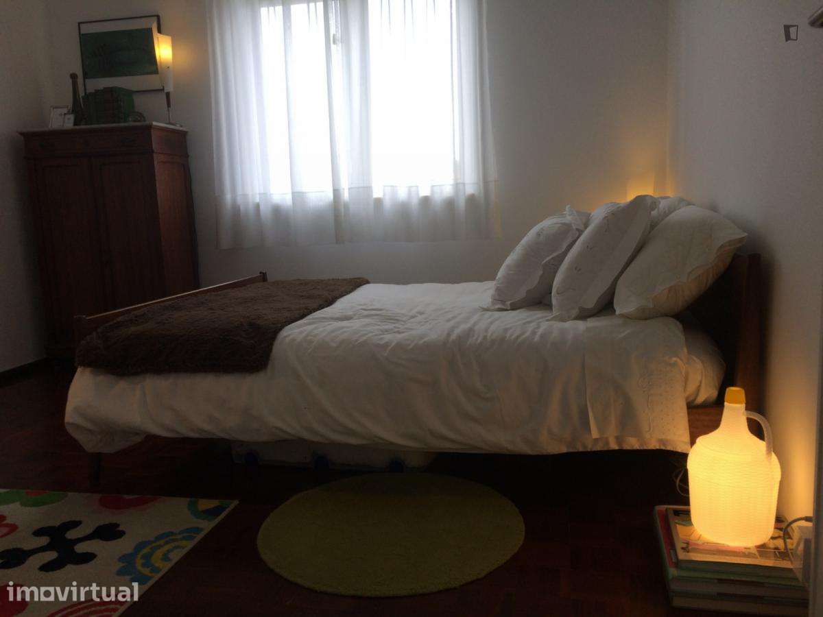 Quarto - localizado em Oeiras Lisbon - Grande imagem: 3/50