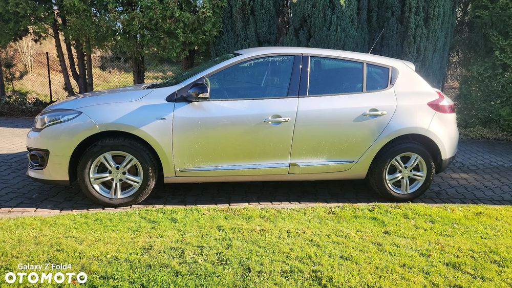 Renault Megane ENERGY TCe 130 BOSE EDITION - 5