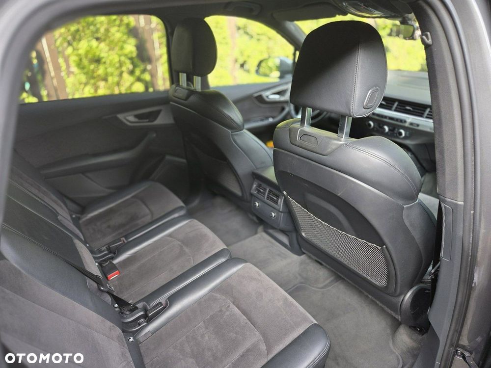 Audi Q7 - 5