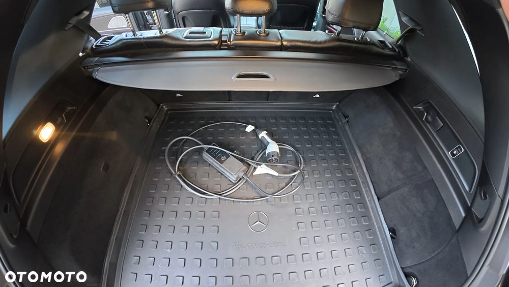 Mercedes-Benz GLE - 40