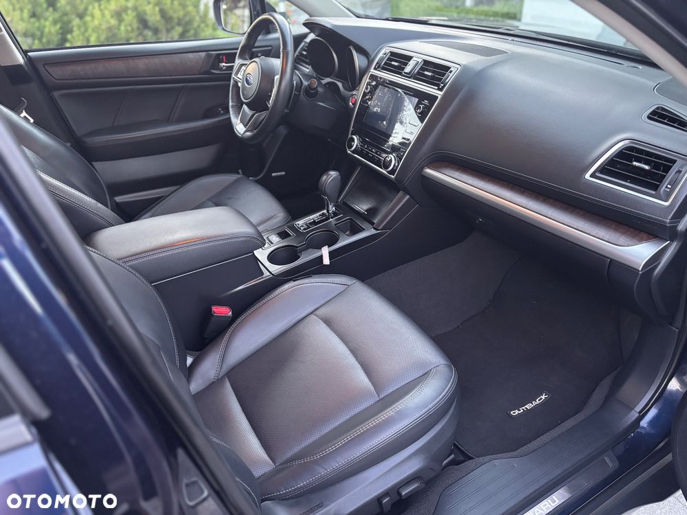 Subaru Legacy - 13