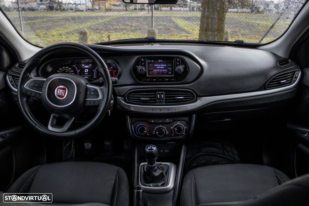 Fiat Tipo Station Wagon 1.3 M-Jet Lounge - 11