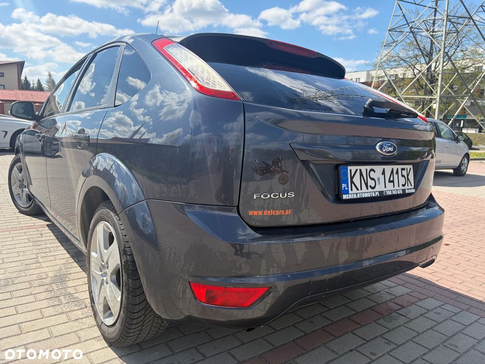 Ford Focus 1.6 16V Ambiente - 10