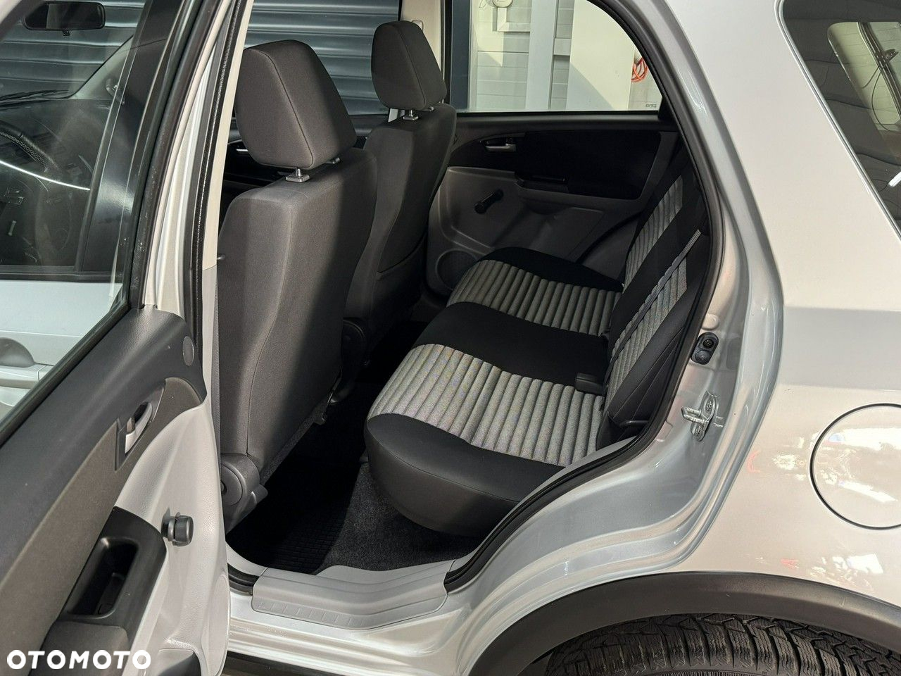 Suzuki SX4 - 9