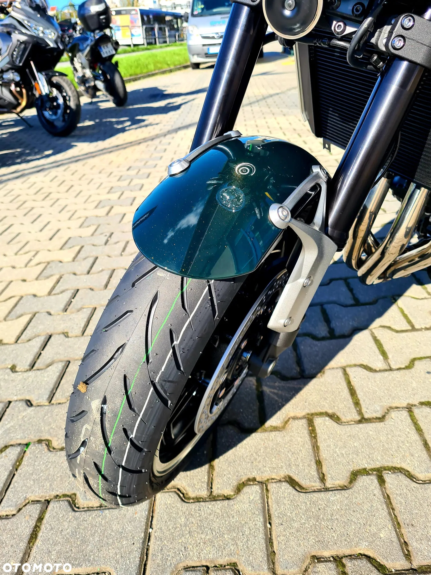 Kawasaki Z 900 RS - 8