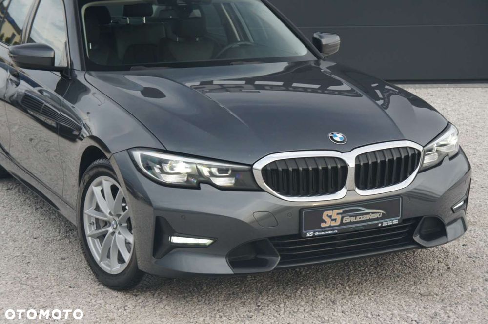 BMW Seria 3 - 20