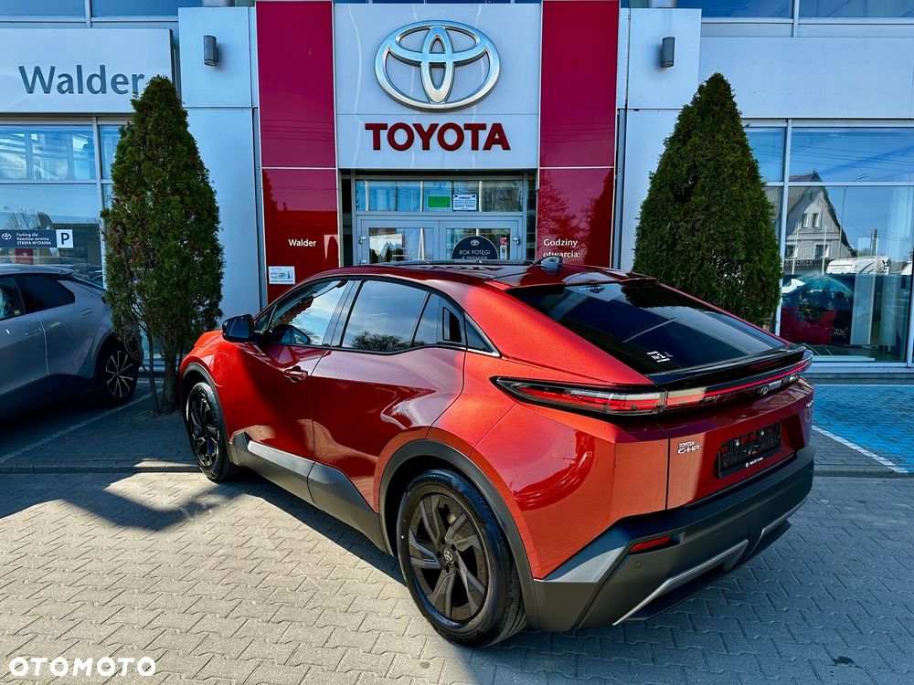 Toyota C-HR+ - 6
