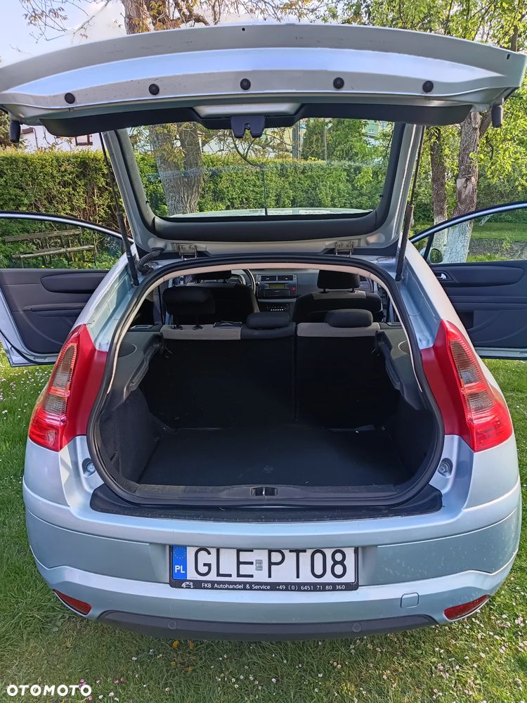 Citroën C4 1.6 HDi VTR Pack - 7