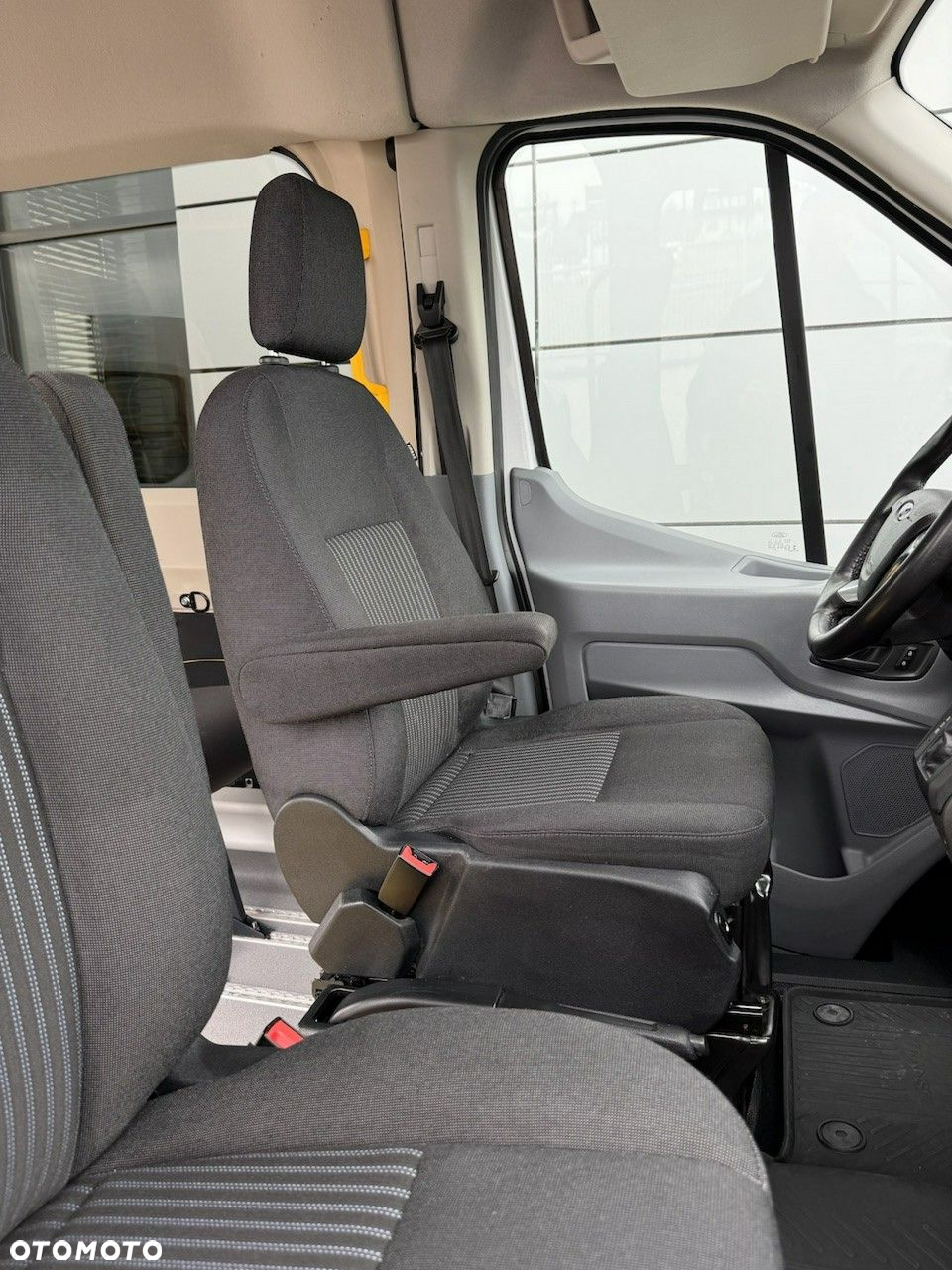 Ford Transit - 24